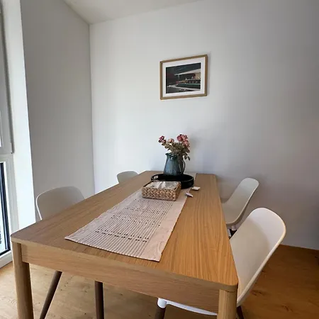 Terrassen Seeblick 4 *