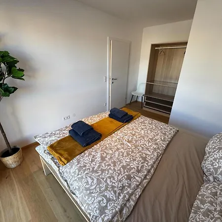 Terrassen Seeblick 4 Apartment Reifnitz